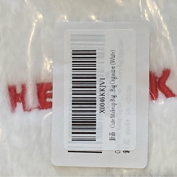 NWT Hello Kitty Faux Fur Travel Cosmetic Bag – Hanging Makeup Organizer Case - Picture 5 of 7